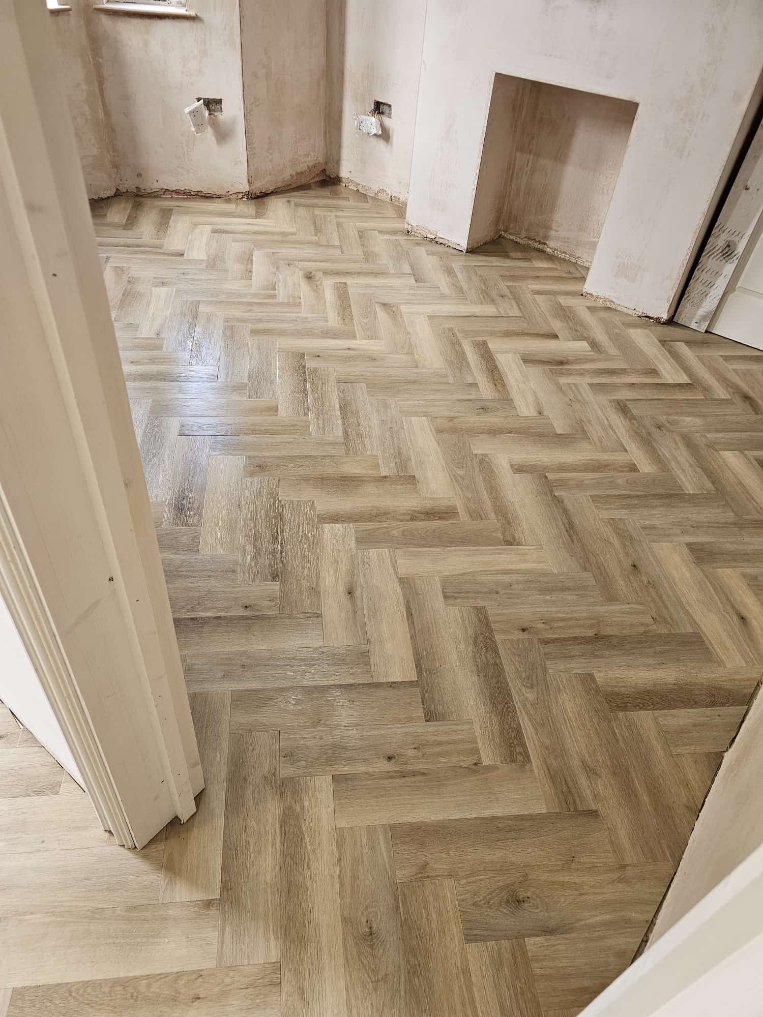 Amtico Signature Buxton Oak installation in-6