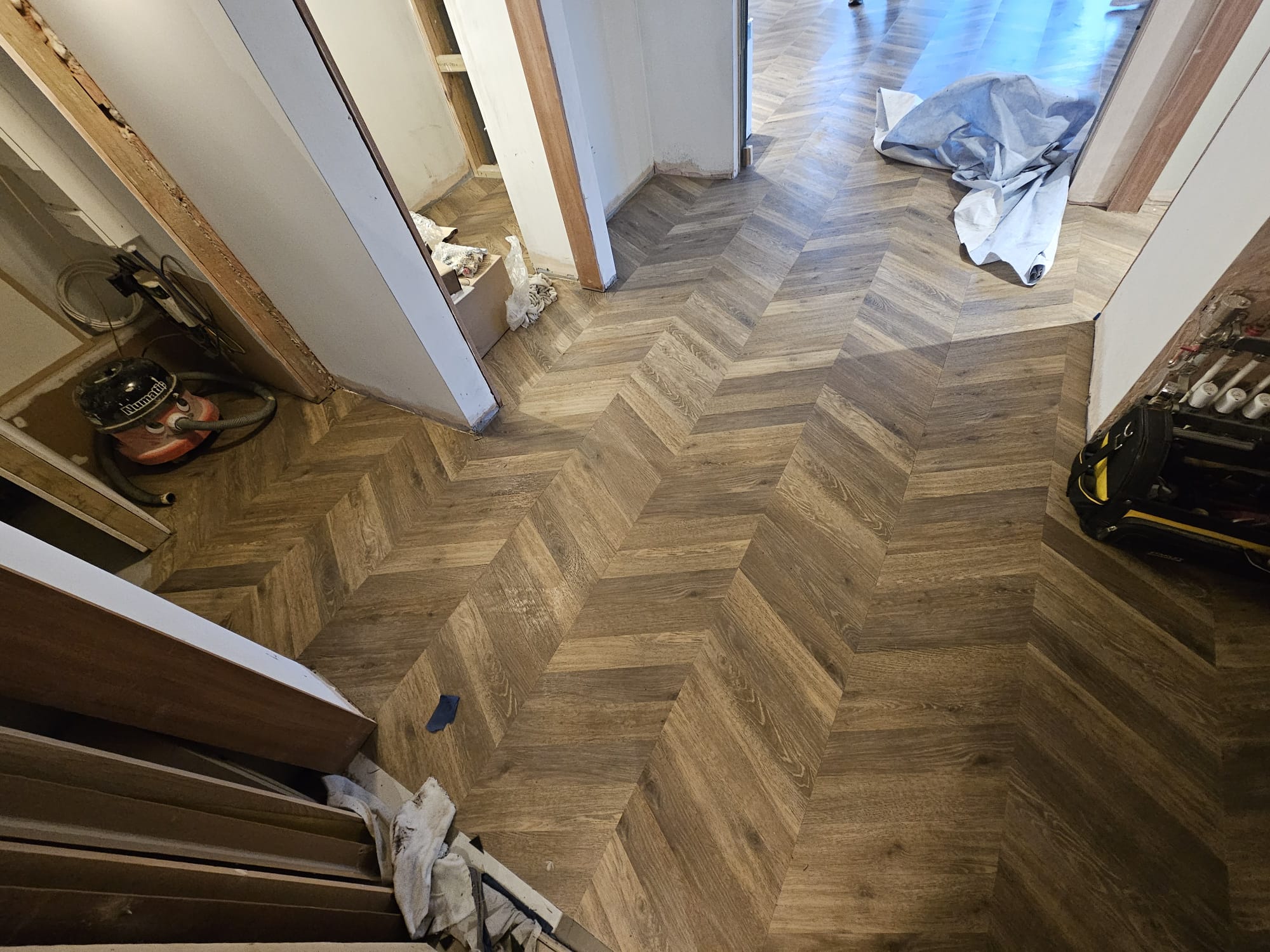 Amtico Signature Hackfall Oak installation in-4