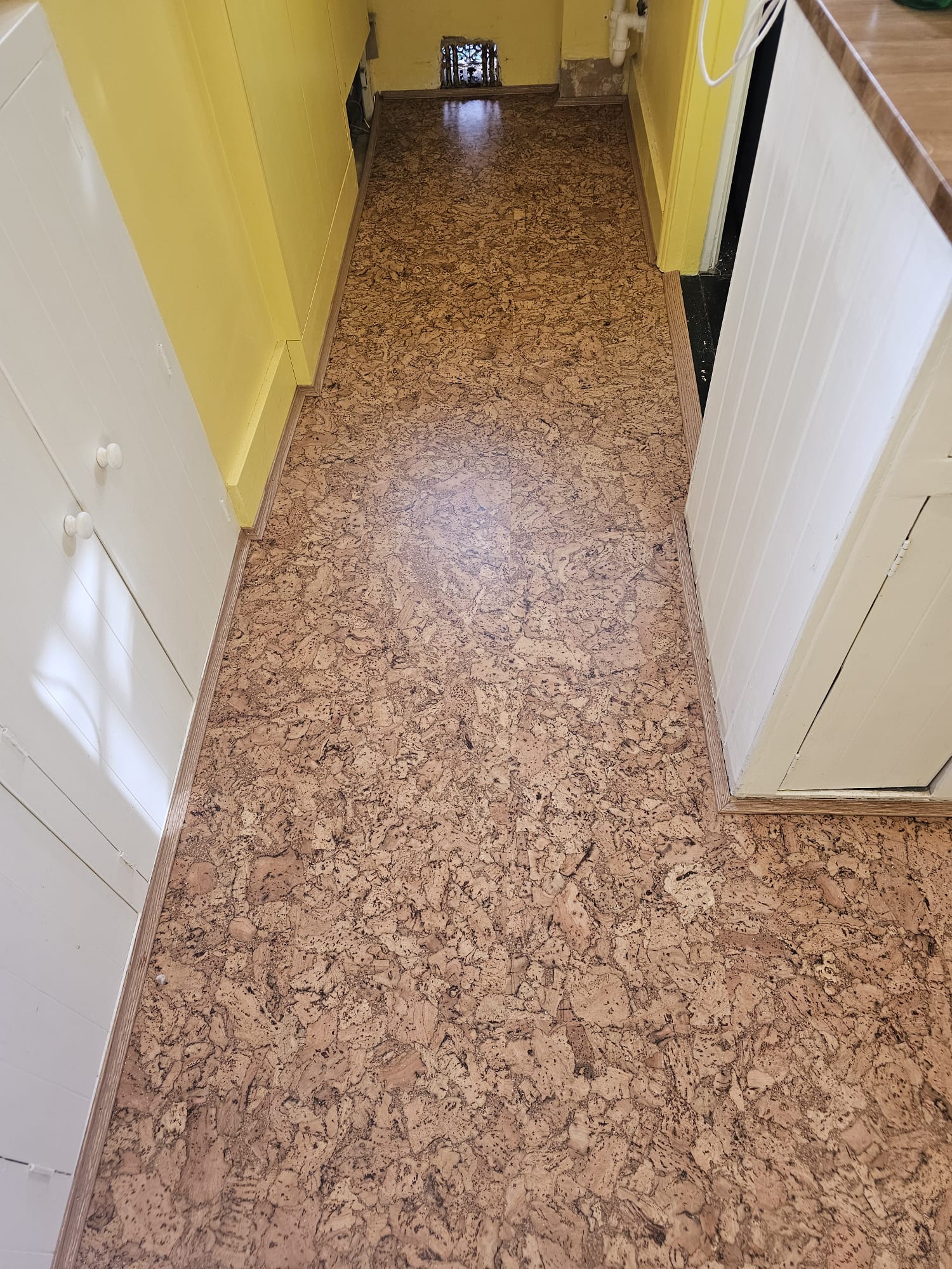 Granorte Castello 01224100 cork flooring installation in- Main