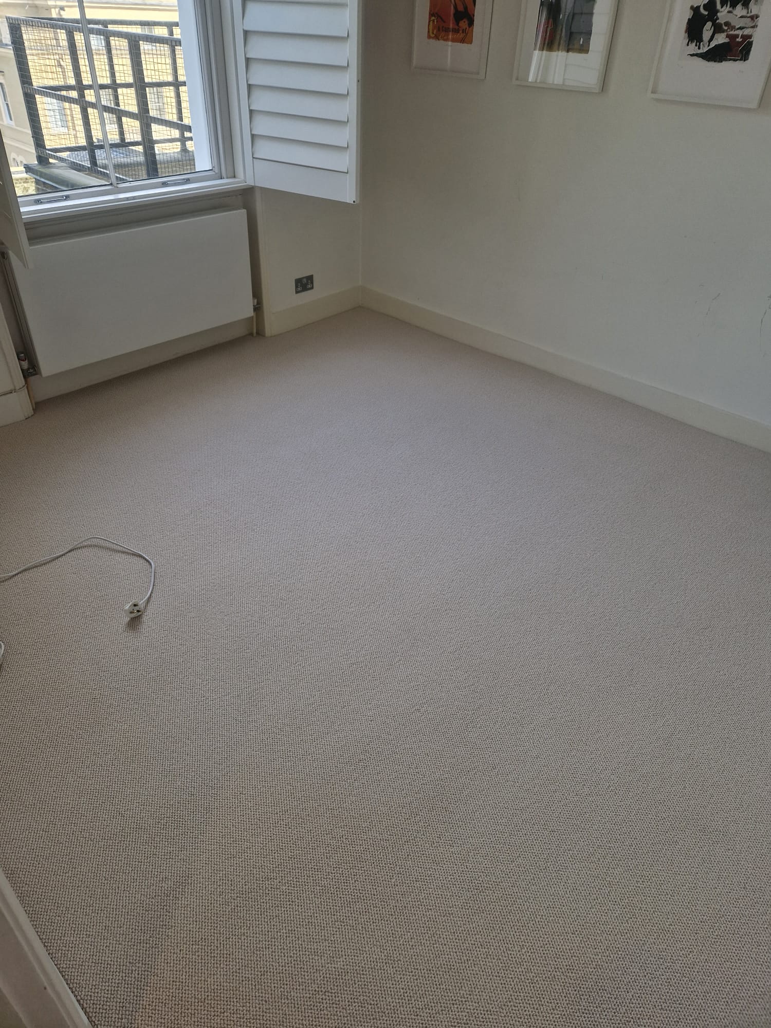 Elements London Havana Plains Blanco carpet installation in-Main