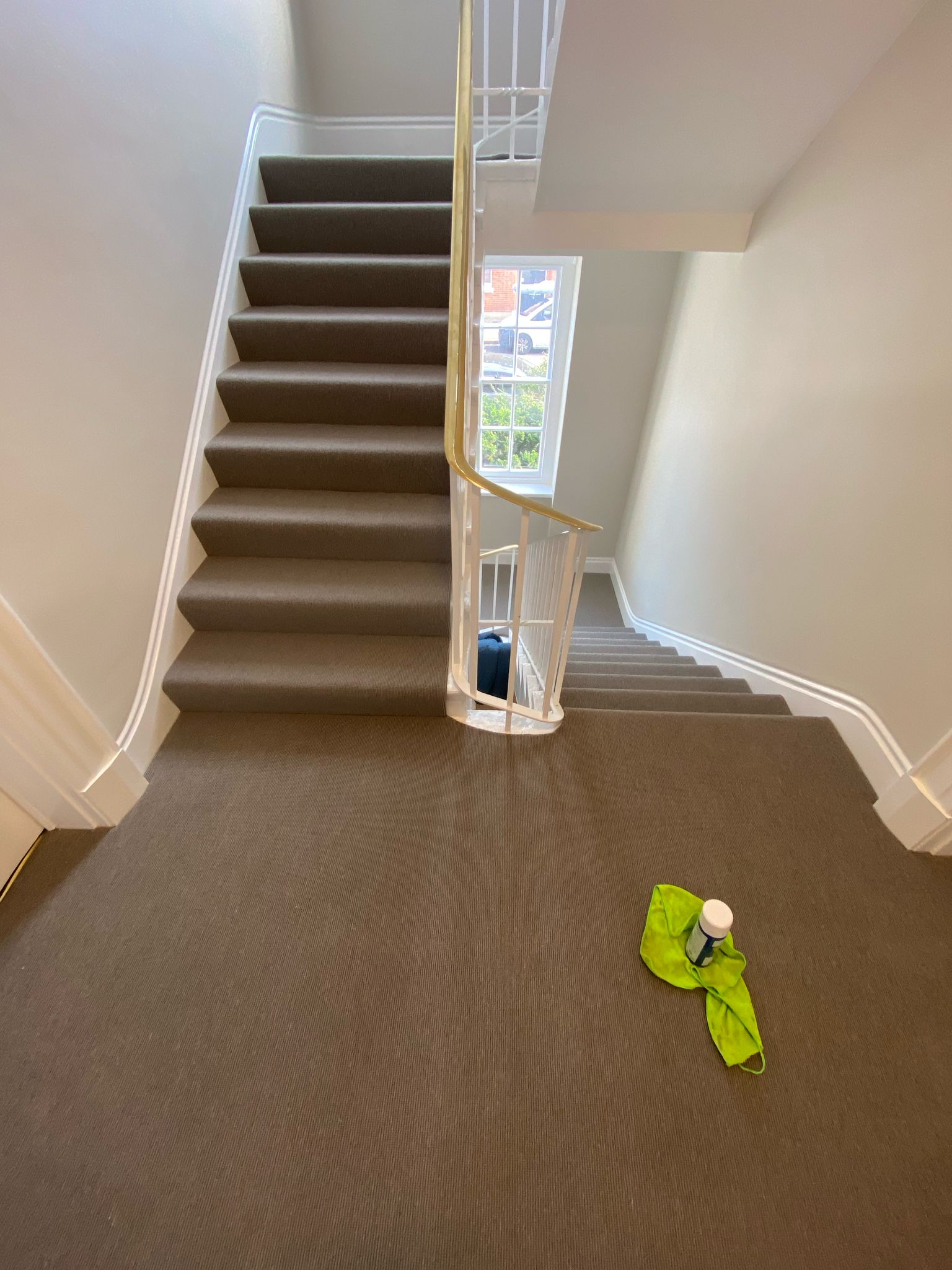 Victoria Carpets Habberly Ridge Simply Bracken installation in-11