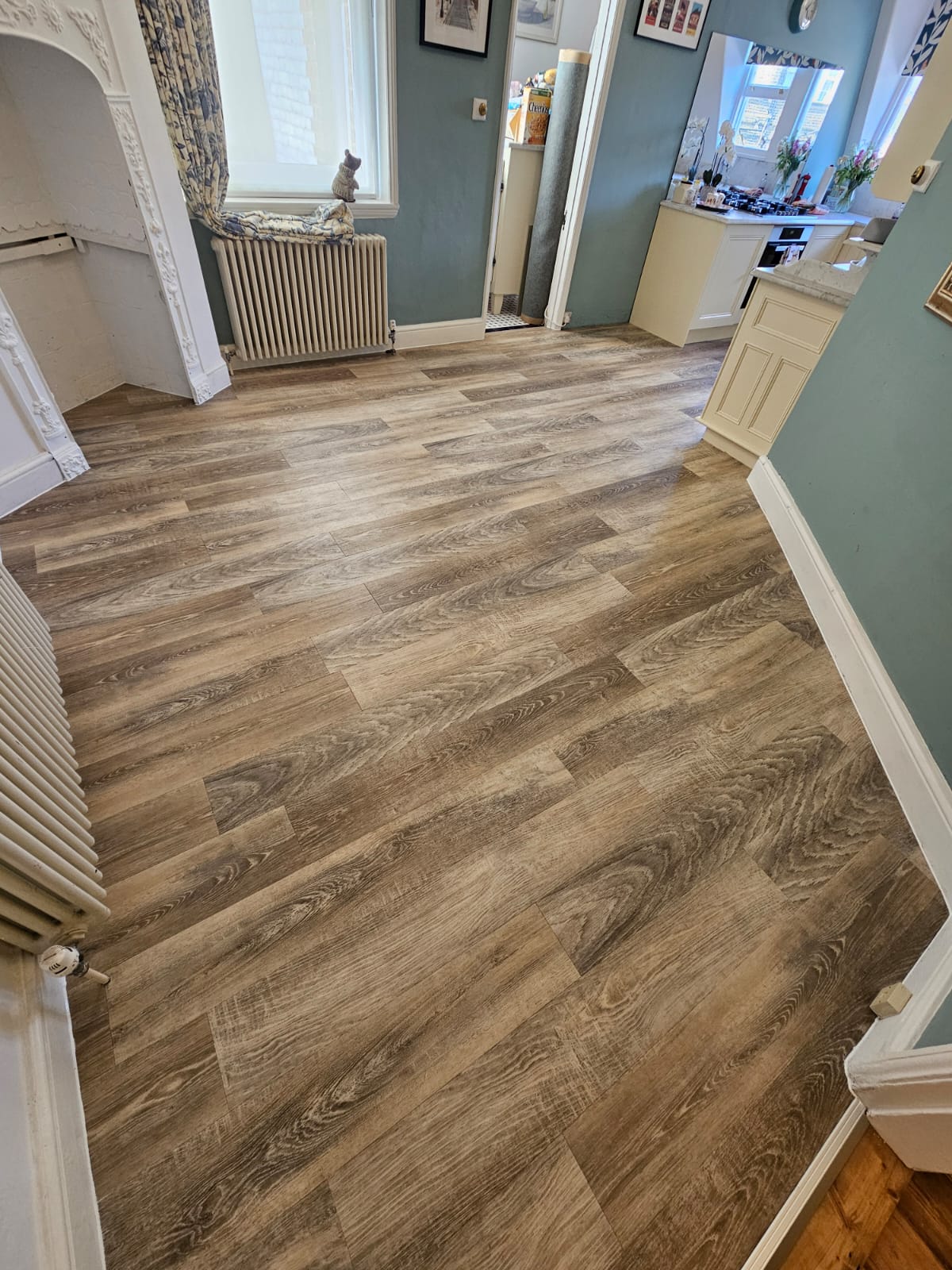 Amtico Signature Grizdale Oak installation in &#8211; 2