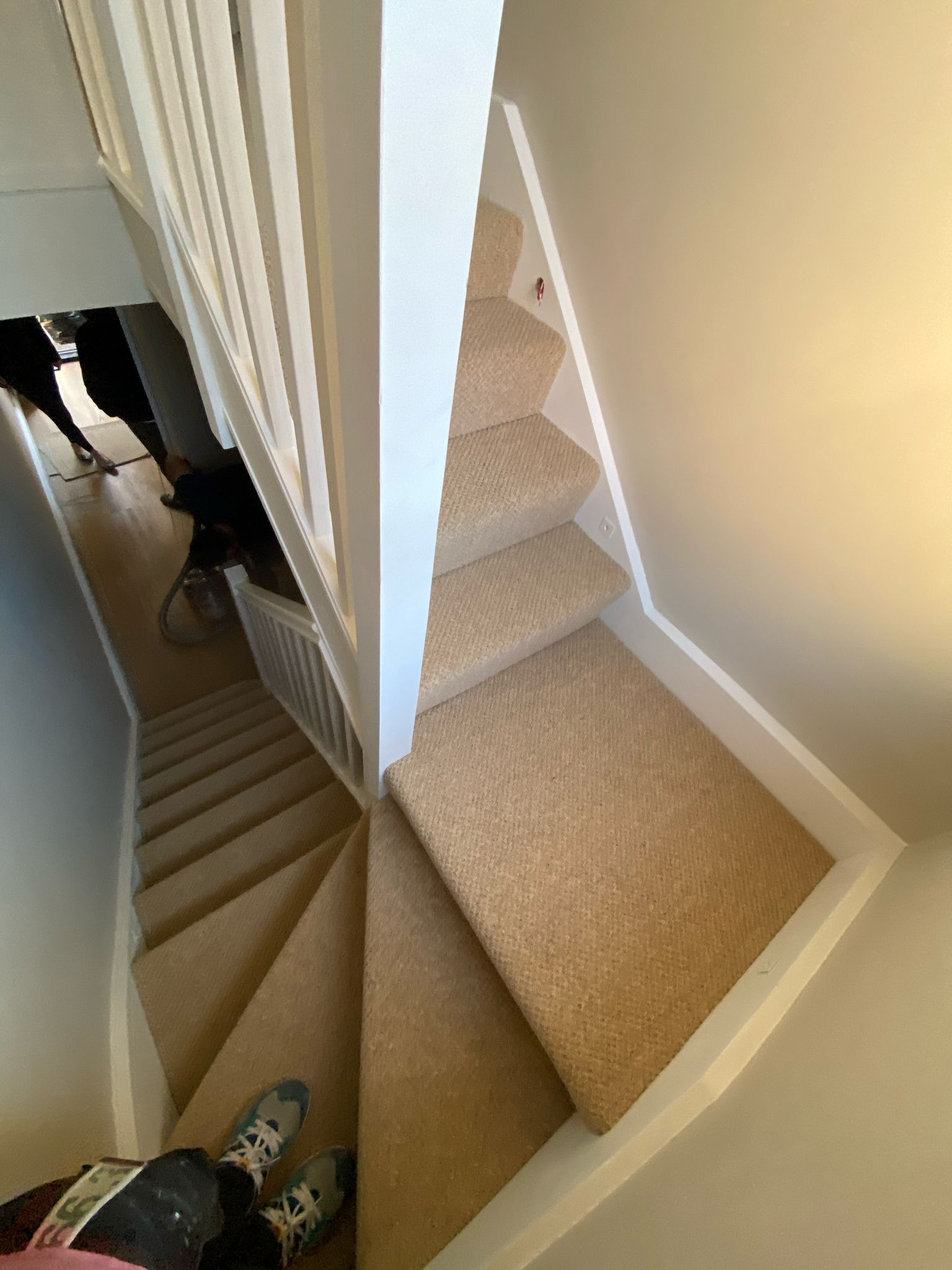 Clarendon Carpets Mortlake Brussels Sand Dune installation in &#8211; 1