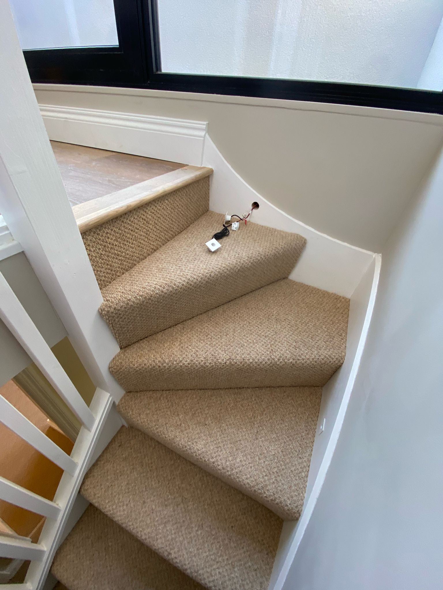 Clarendon Carpets Mortlake Brussels Sand Dune installation in &#8211; 6