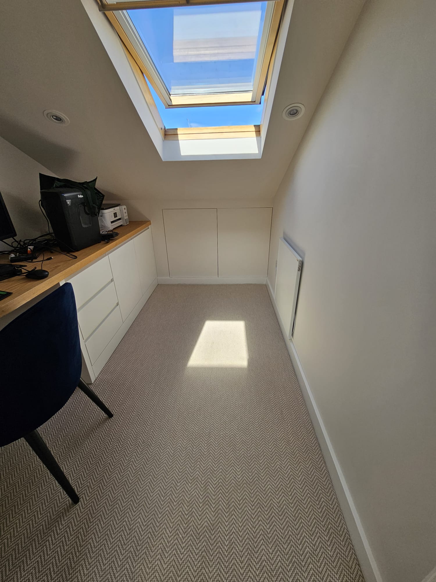 Fibre Flooring Classic Herringbone Chalk installation in &#8211; 2