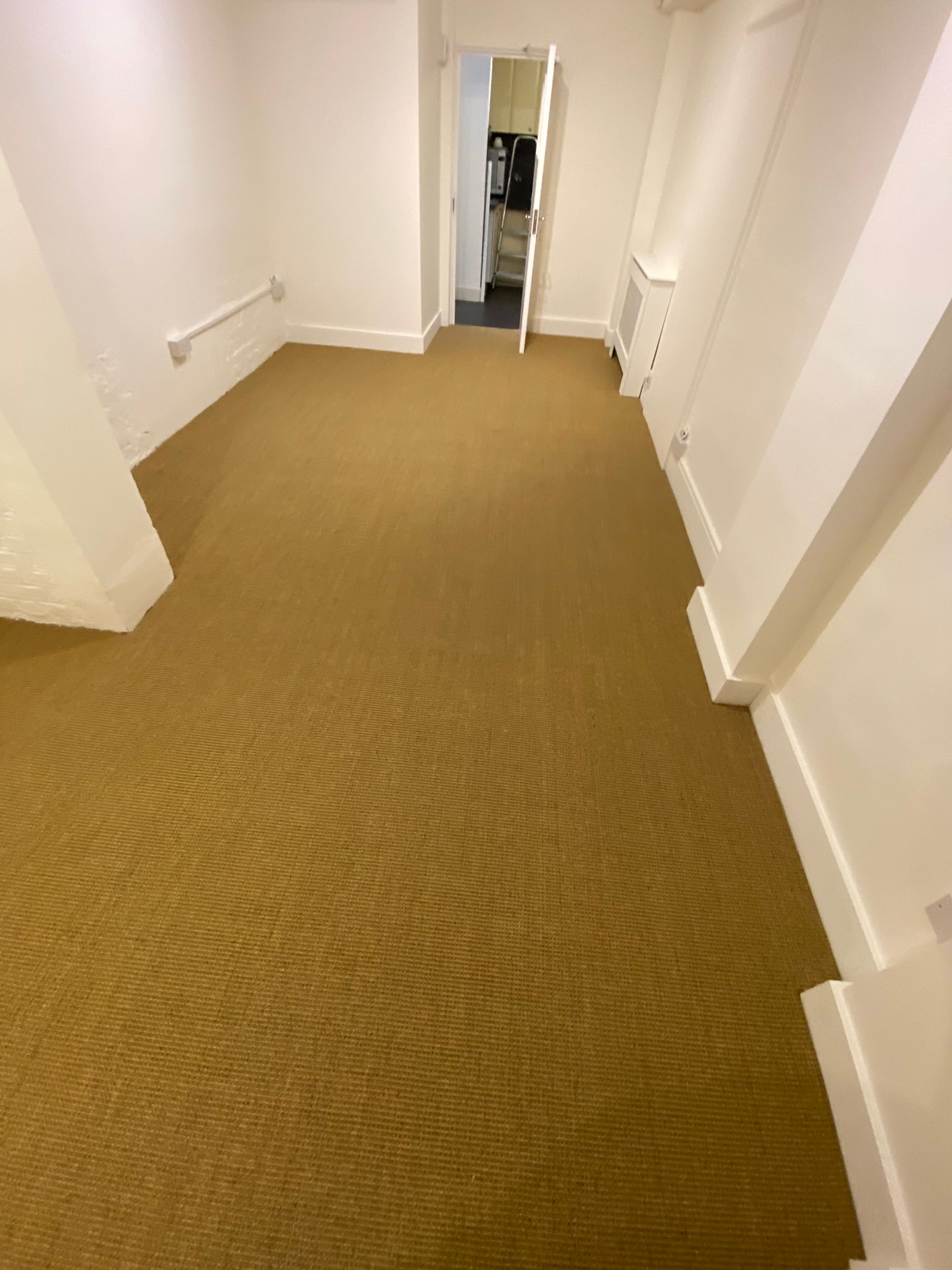 Alternative Flooring Sisal Super Boucle Bodmin 1309 carpet installation_2