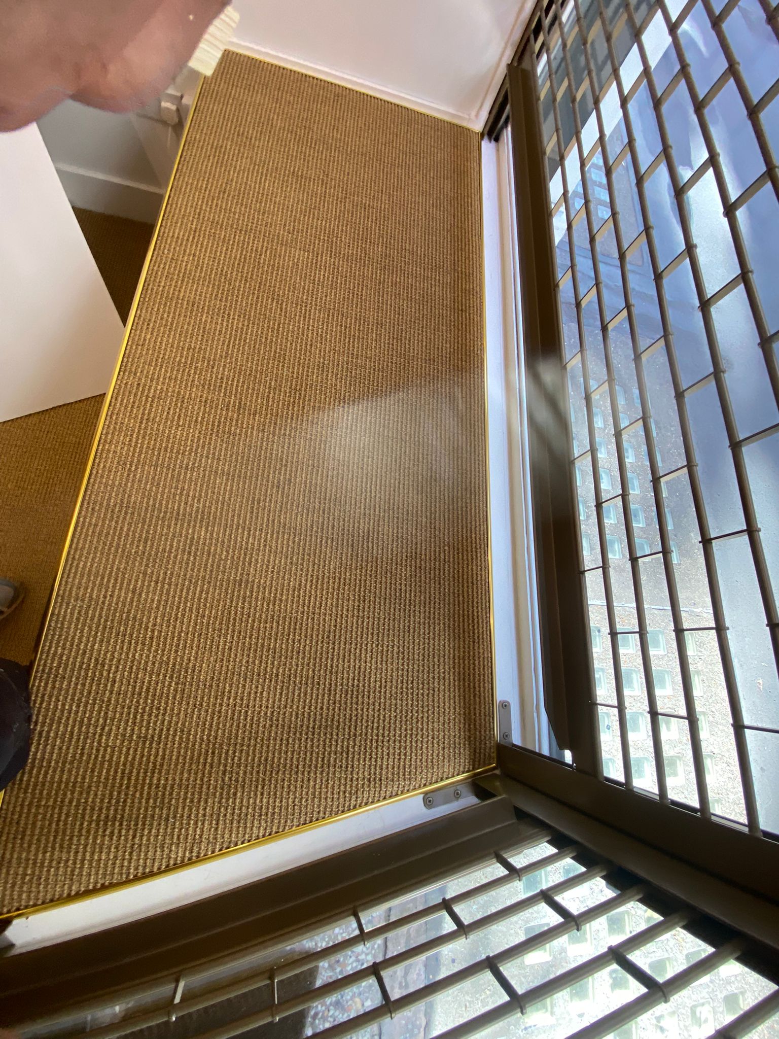 Alternative Flooring Sisal Super Boucle Bodmin 1309 carpet installation_4