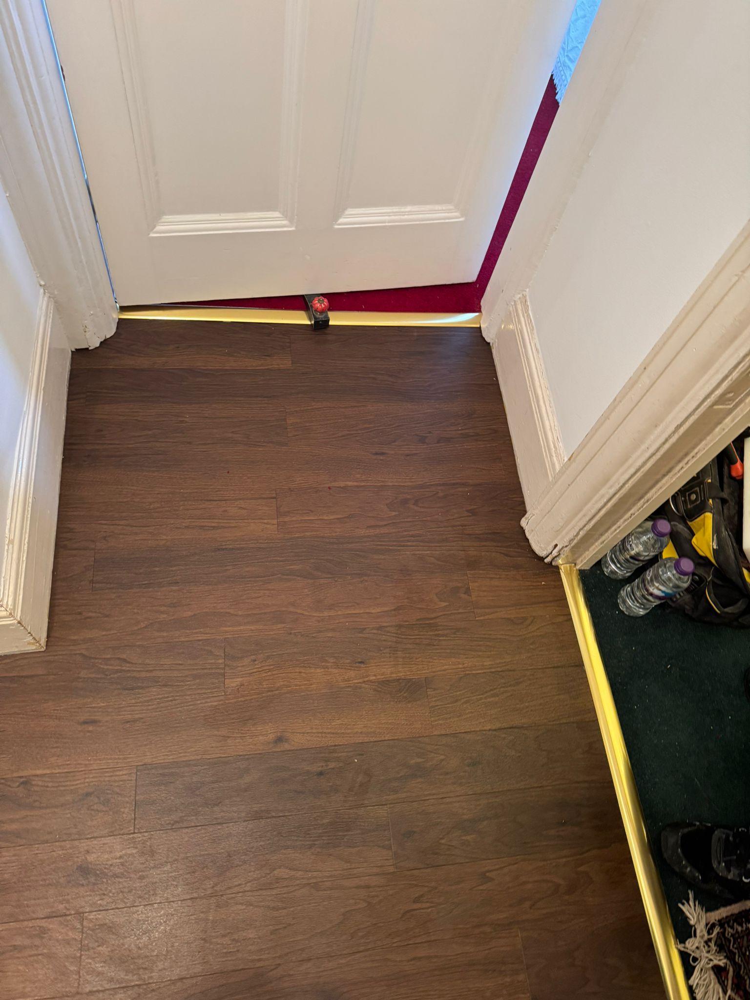 Amtico Spacia Black Walnut installation in_3