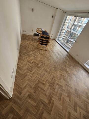 Amtico Spacia Muted Oak & Amtico Spacia Ceramic Dark installation_5
