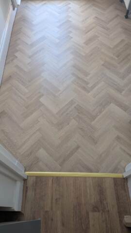 Amtico Spacia Muted Oak installation_3