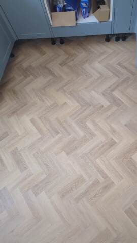 Amtico Spacia Muted Oak installation_6