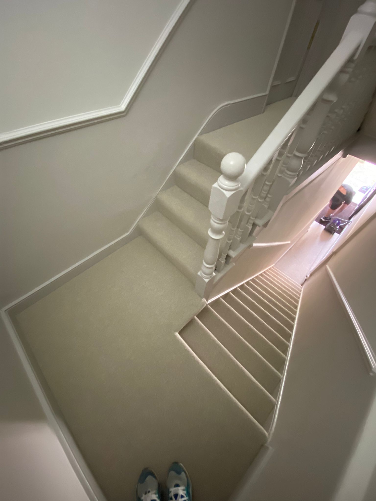 Cavalier Carpets Lupo Buoy installation_6