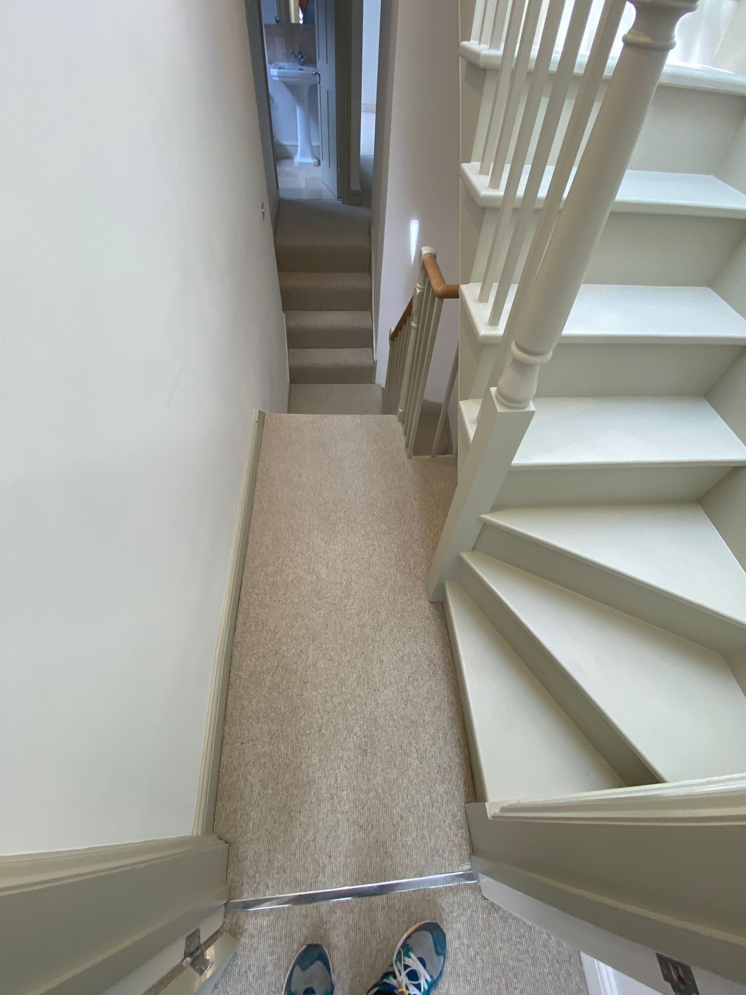 Crucial Trading Opal Pebble carpet installation_3