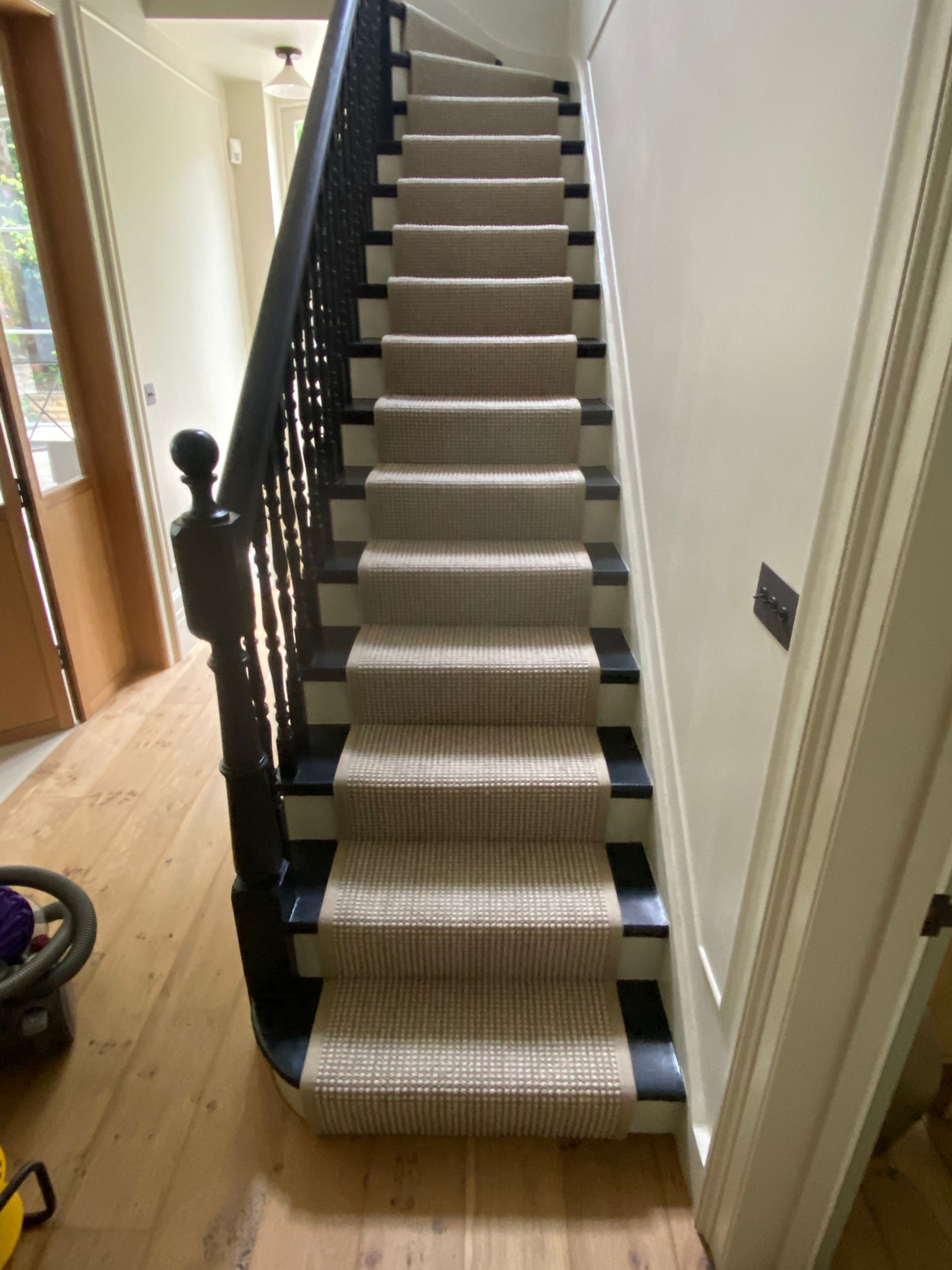 Crucial Trading Sisool Tric Chalk M806 carpet installation_7