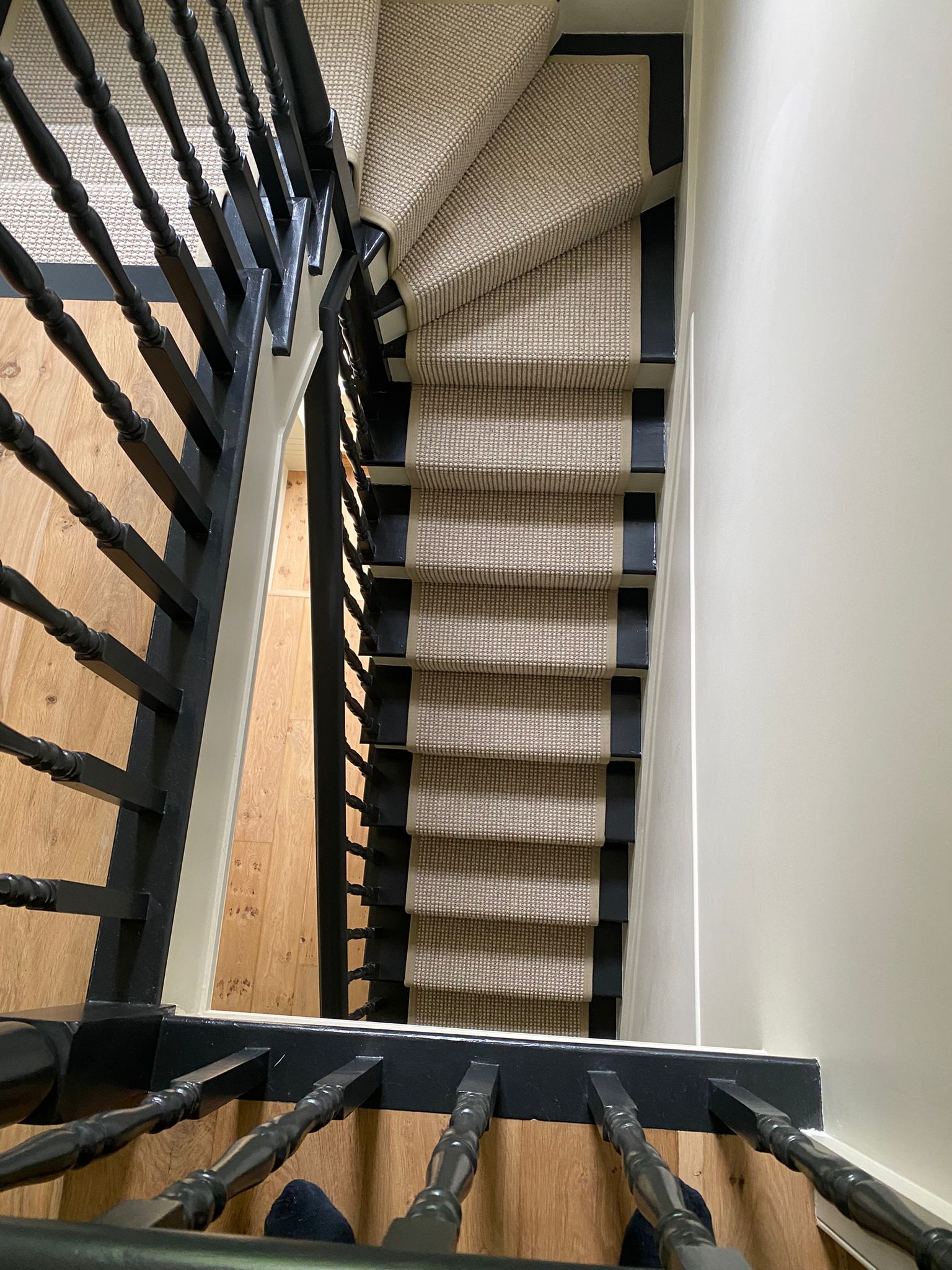 Crucial Trading Sisool Tric Chalk M806 carpet installation_9