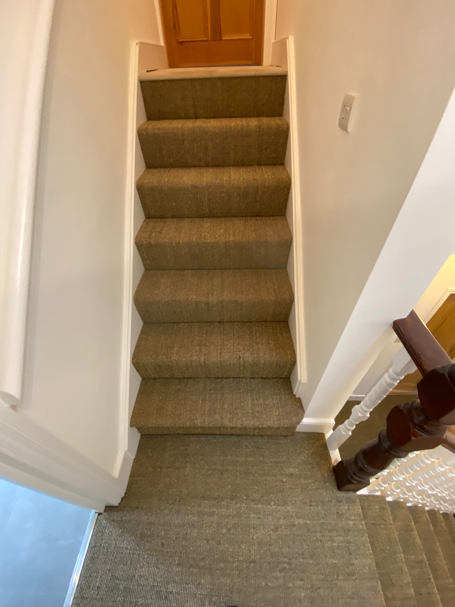 Fibre Carpets Sisal Boucle Cumin installation_8