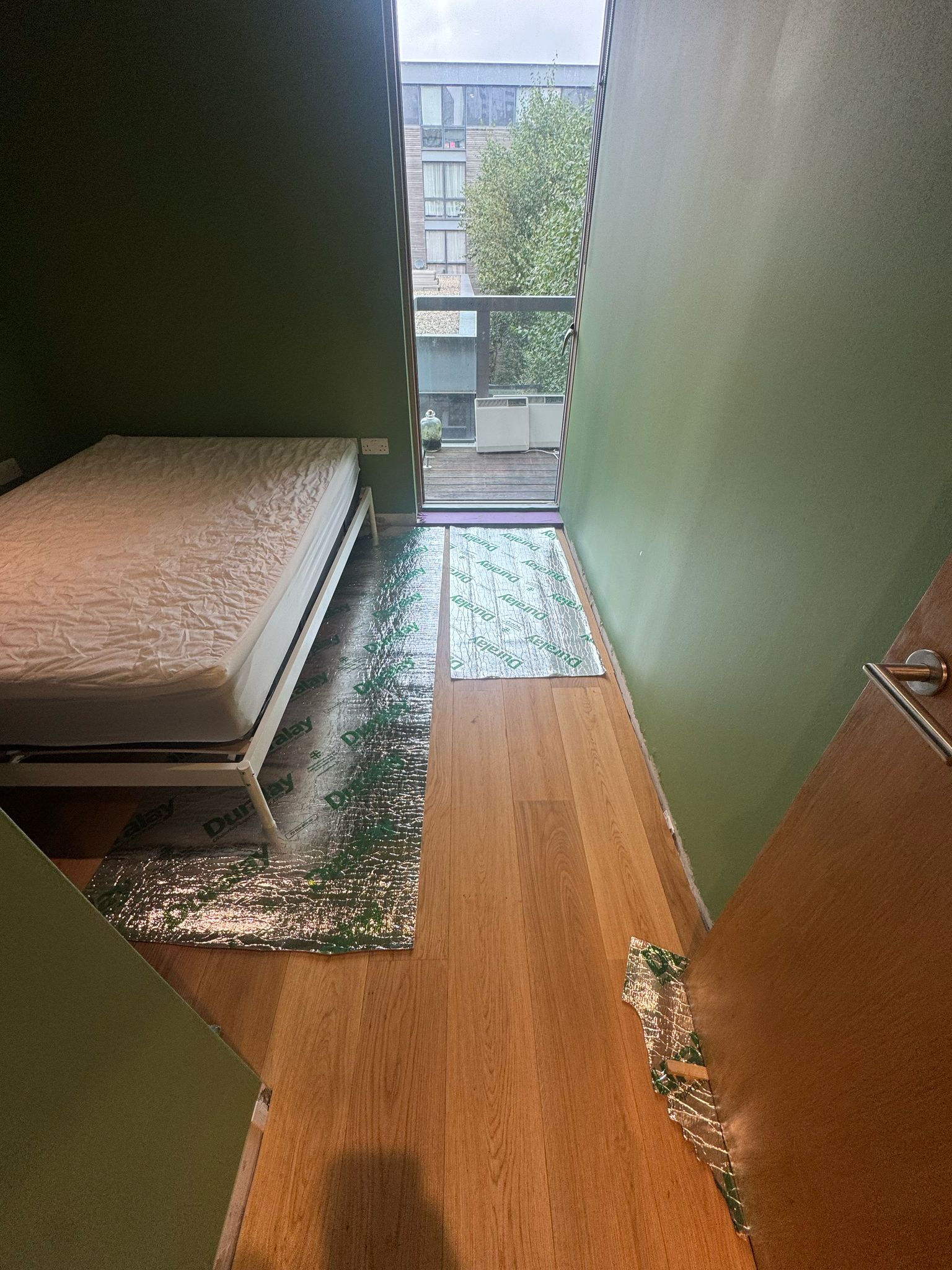 Hermosa Illuminada wood flooring installation_10