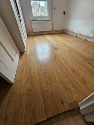 Hermosa Illuminada wood flooring installation_5