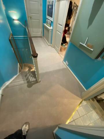 Hugh Mackay Carpets Durham Twist Antique Lace fitting in_6