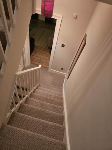 Kersaint Cobb Folded Angle Tesselation carpet installation_4