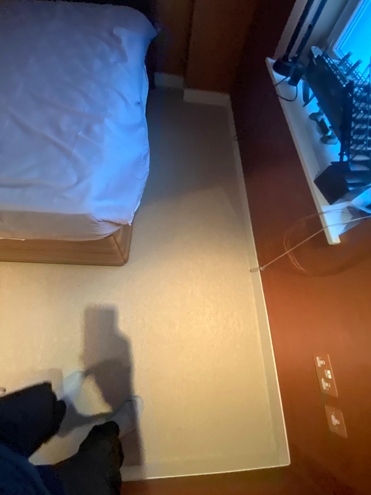 Kersaint Cobb Impressions Herringbone Boutique Beige carpet installation_21