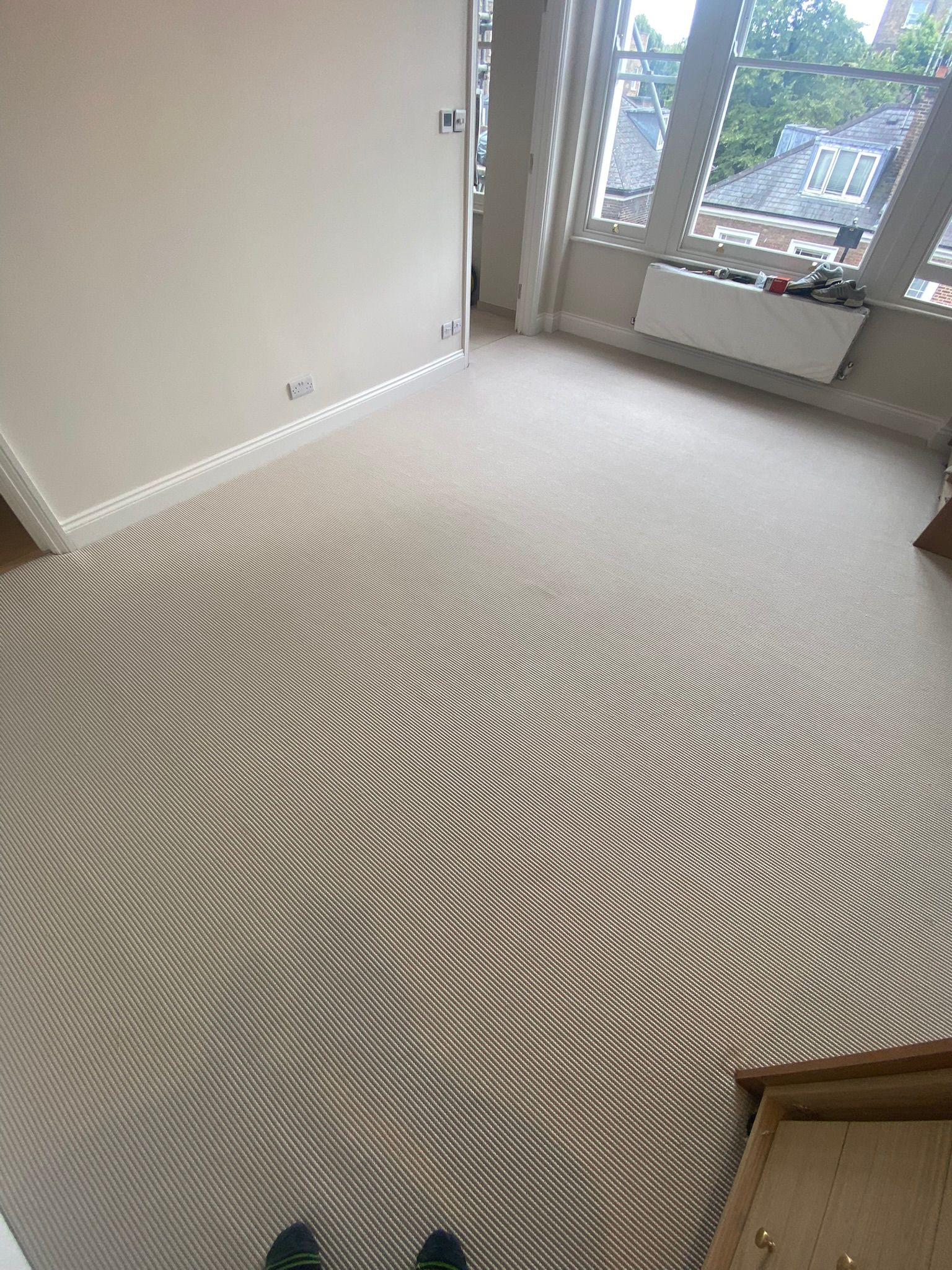 Unnatural Flooring New England Coppers Town carpet installation_2