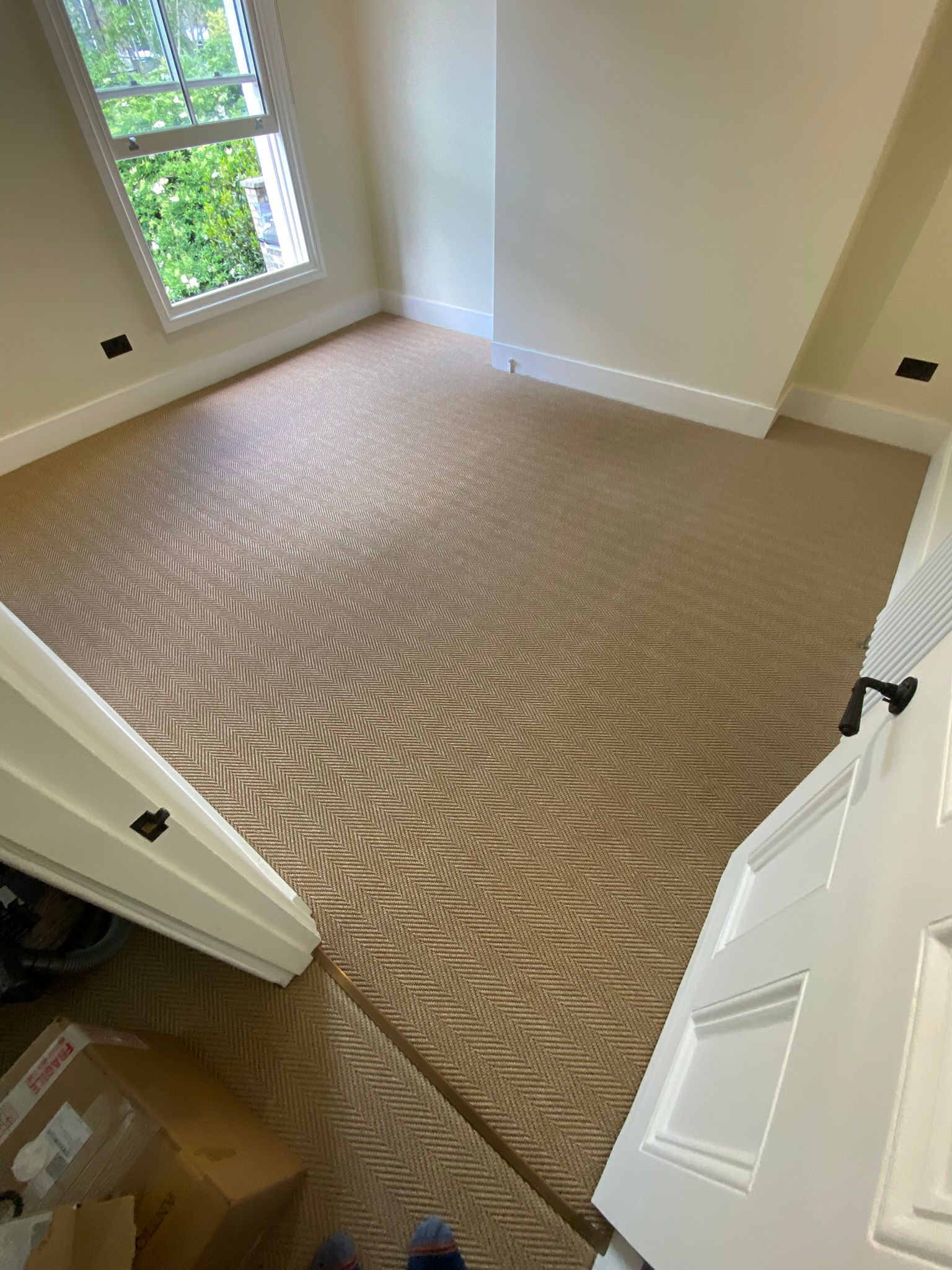 Unnatural Flooring New England Woodstock carpet installation_2