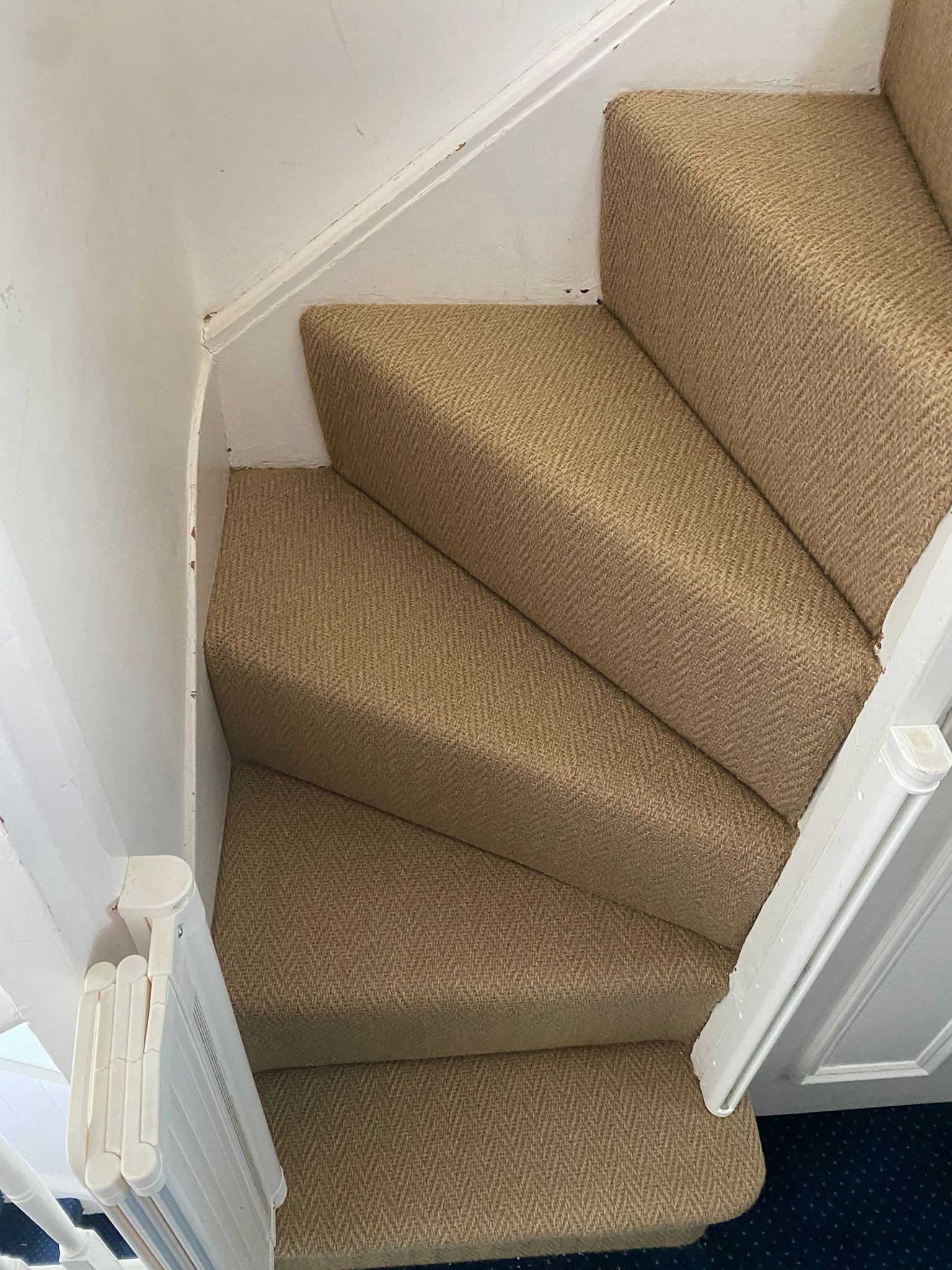 Unnatural Flooring The Isles Tiree IS004 carpet installation_3