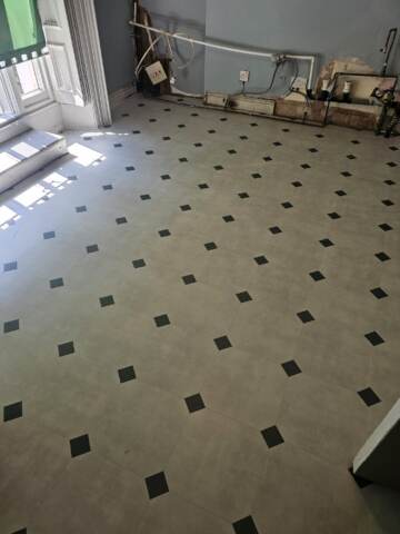 Amtico Signature Stucco Opaline installation_3