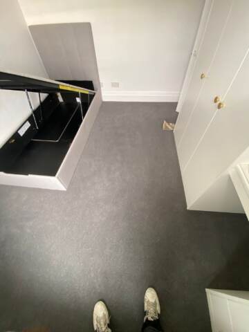 Hugh Mackay Carpets Durham Twist Elements Pencil Point installation_3