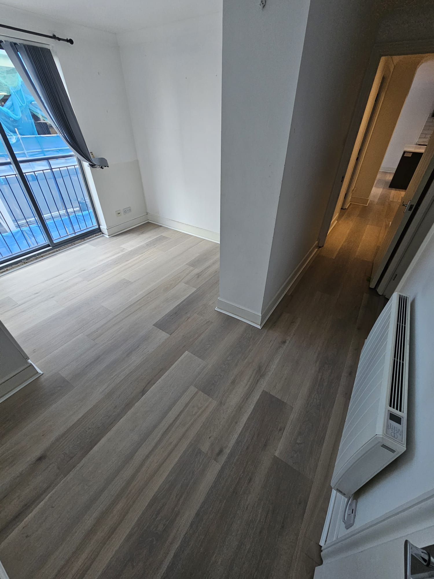 Karndean Van Gogh Rigid Core Texas White Ash RKP8105 installation_3