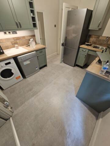 Polyflor Camaro Soho Cement 2347 installation_7