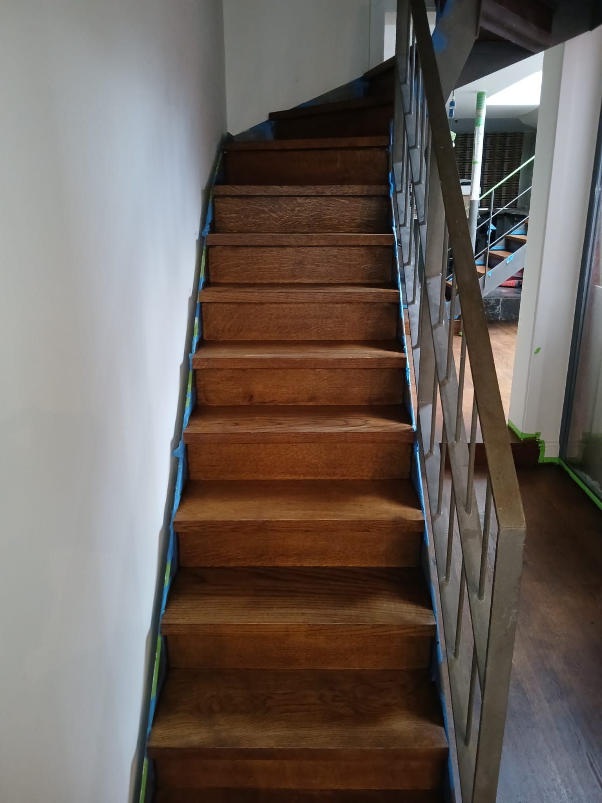 Sanding & Sealing wooden flooring_2