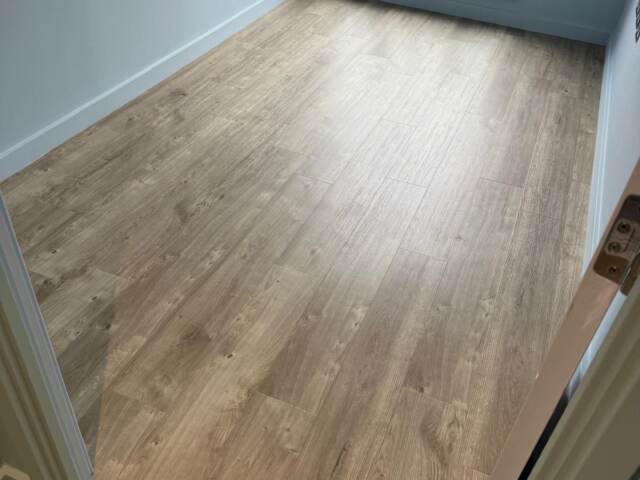 Amtico Spacia Sun Bleached Oak Installation In Islington