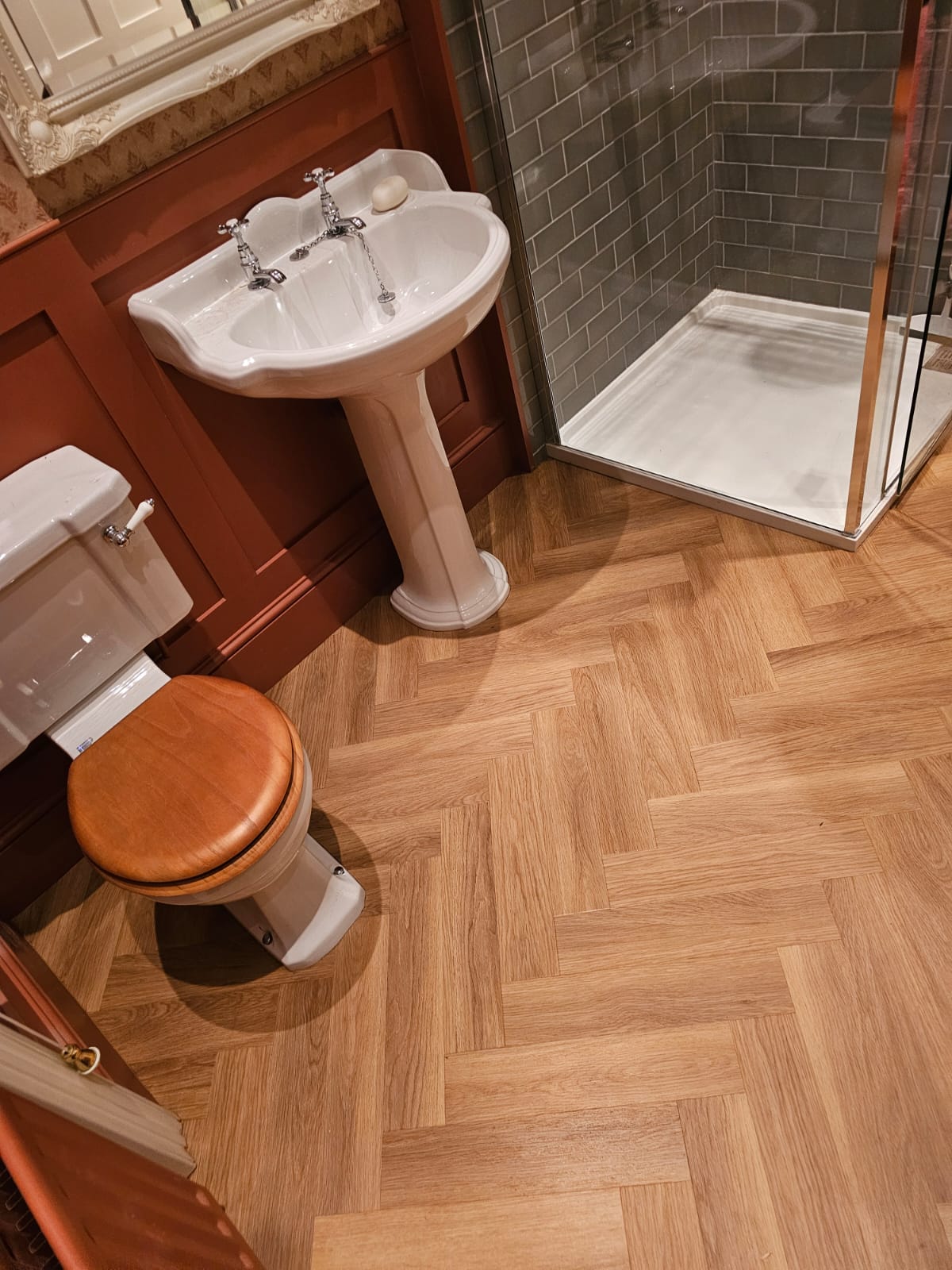 Amtico spacia honey oak installation graves in Hammersmith