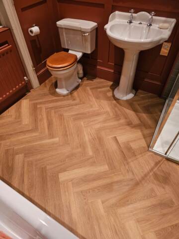 Amtico spacia honey oak installation graves in Hammersmith