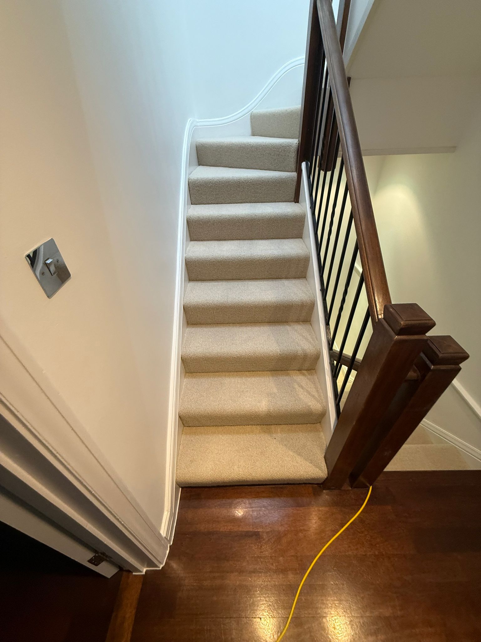 Clarendon carpets cavendish pumice installation in Westminster