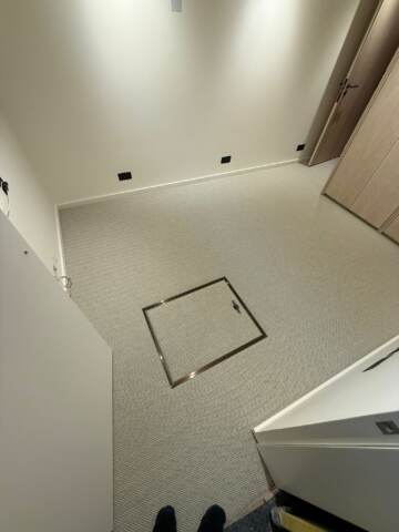 Crucial trading alpine frosted peaks carpet installation in Westminster