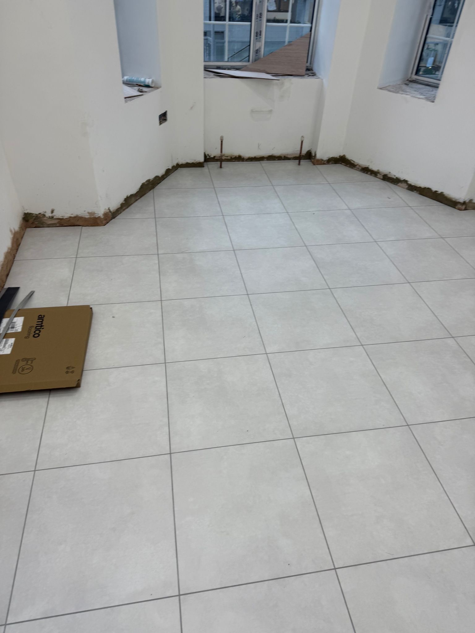 Amtico spacia snow installation afyasaadi design in Westminster