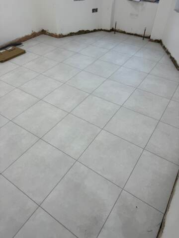 Amtico spacia snow installation afyasaadi design in Westminster