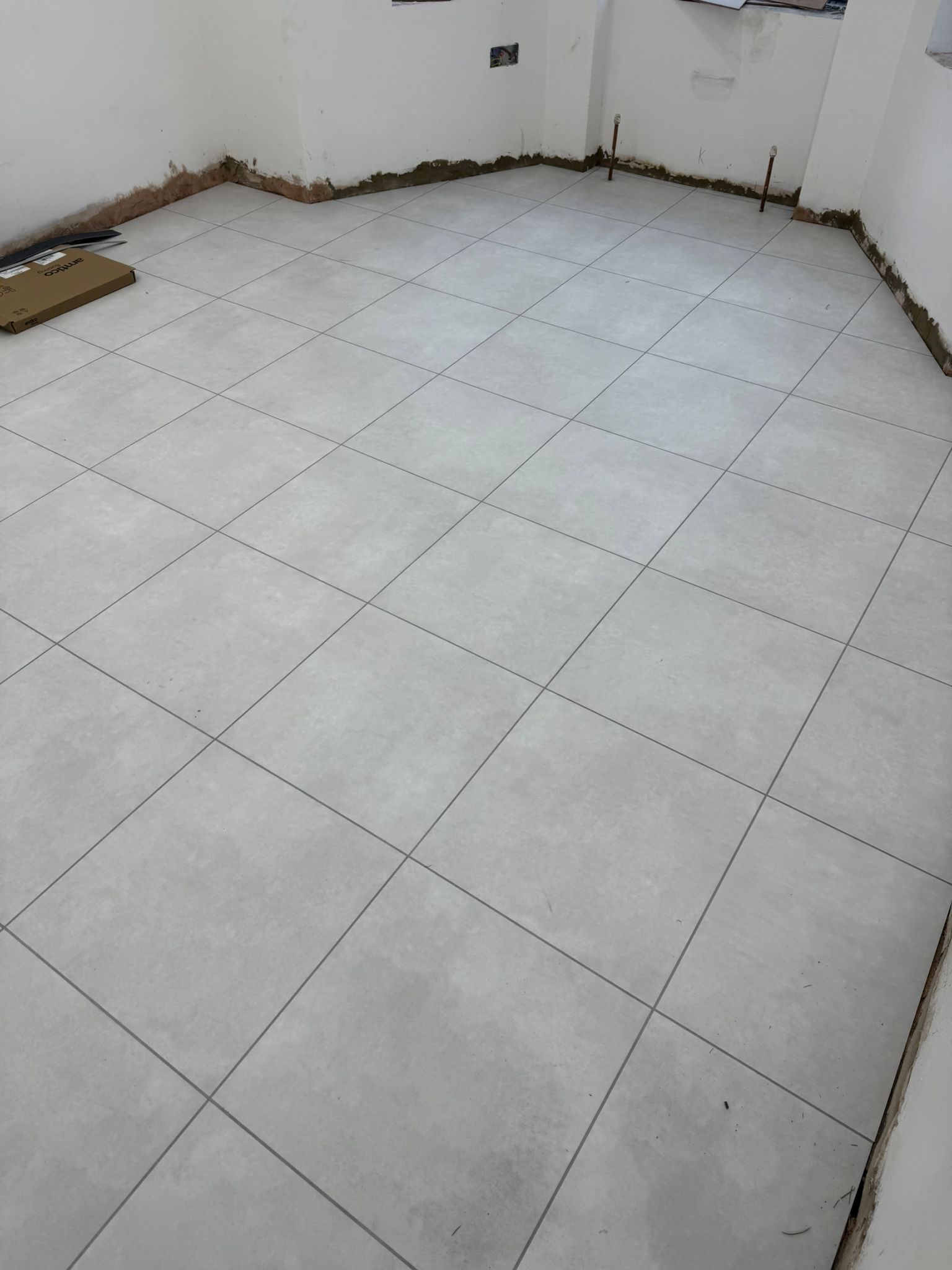 Amtico spacia snow installation afyasaadi design in Westminster