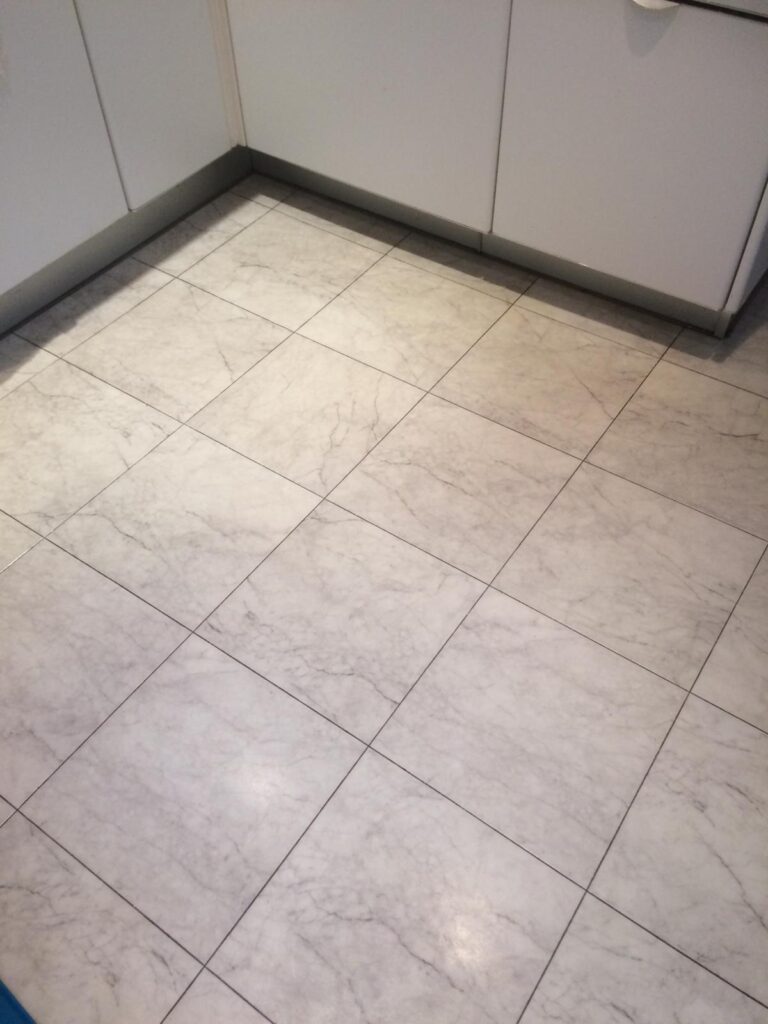 Amtico Carrara Marble In St John'S Wood - Luxury Vinyl Tile (LVT) Flooring - St John's Wood - Residential