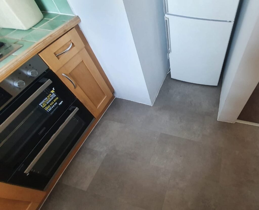 Amtico Click Luxury Vinyl Flooring In Earls Court - Luxury Vinyl Tile (LVT) Flooring - Earls Court - Residential