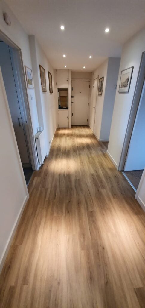 Polyflor English Oak 4435 Vinyl Flooring Installation In Chelsea - Vinyl Flooring - Chelsea - Fulham - Residential