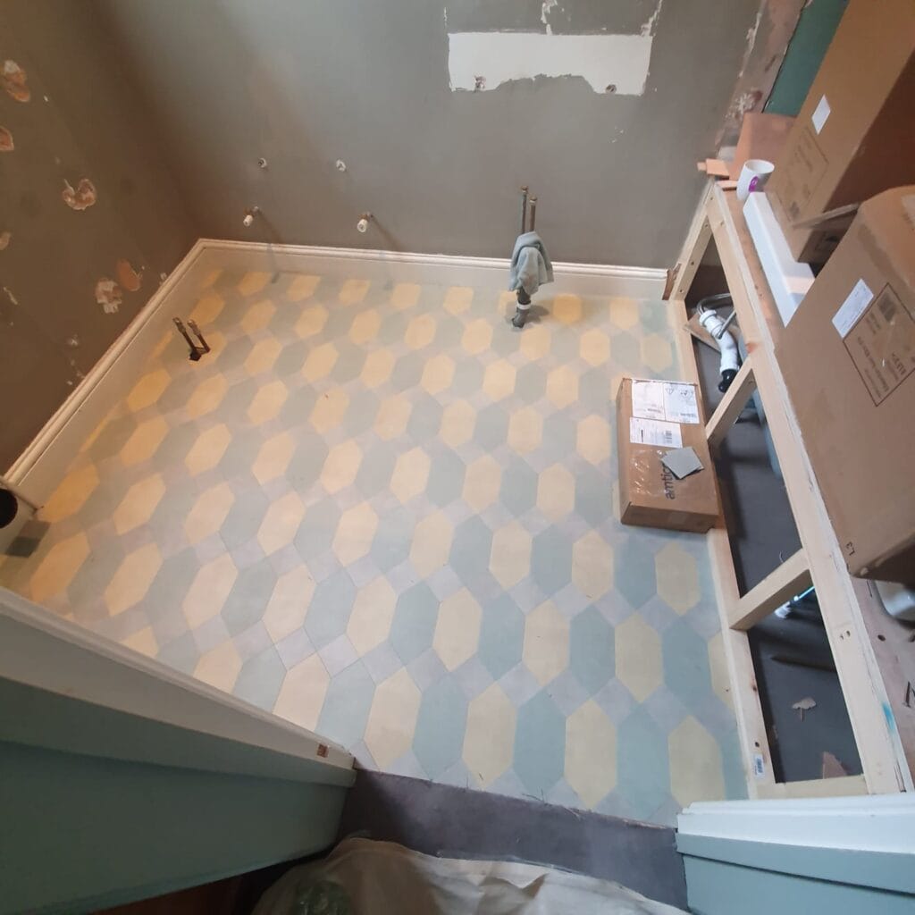 Amtico Signature Endless Possibilities Mini Polygon Key Ep461 Vinyl Flooring In Croydon - Luxury Vinyl Tile (LVT) Flooring - Croydon - Residential