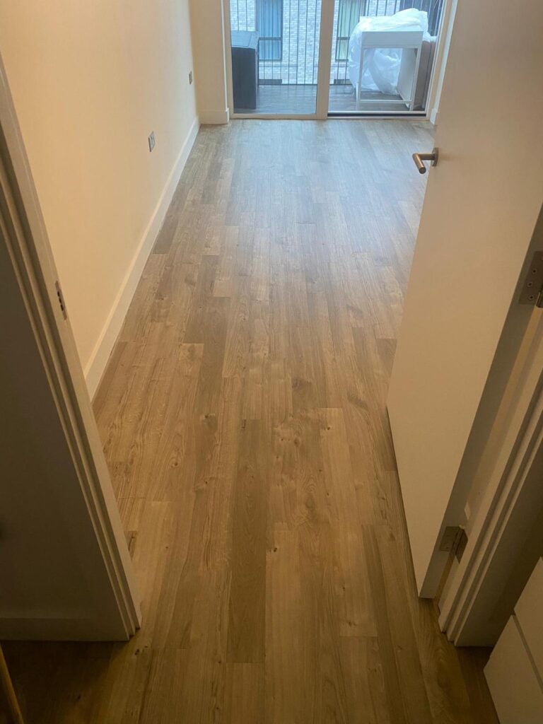 Amtico Spacia Sun Bleached Oak In Docklands - Luxury Vinyl Tile (LVT) Flooring - Docklands - Residential