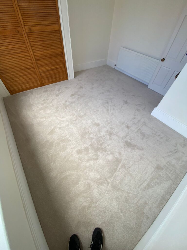 Vanguard Pinnacle Twist Toasted Marshmallow Carpet Installation In Earls Court - Carpet - Earls Court - Residential