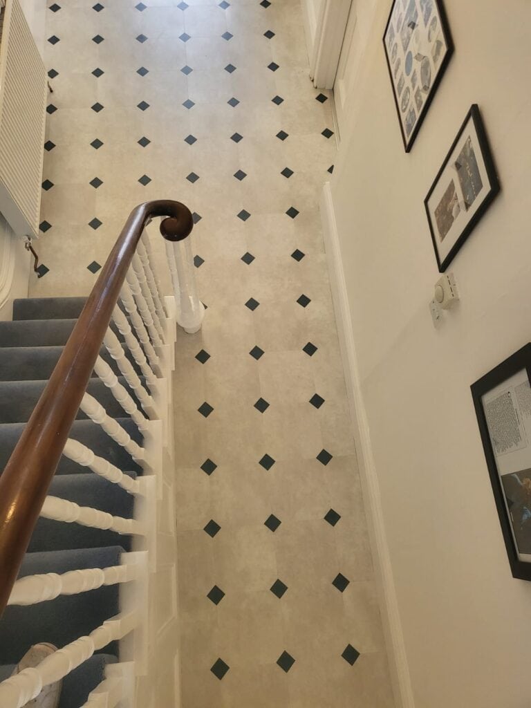 Amtico Signature Waterloo Concrete & Amtico Signature Stucco Huckleberry Holmes In Camden - Luxury Vinyl Tile (LVT) Flooring - Camden - Residential