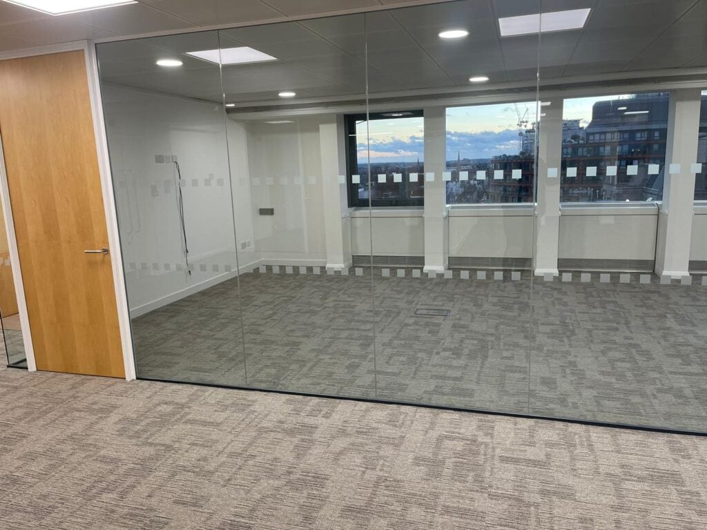 Carpet Tiles And Vinyl Flooring In Belgravia - Carpet - Belgravia - Commercial