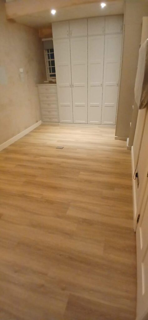 Amtico Signature Buxton Oak Fitting In Acton - Luxury Vinyl Tile (LVT) Flooring - Acton - Residential